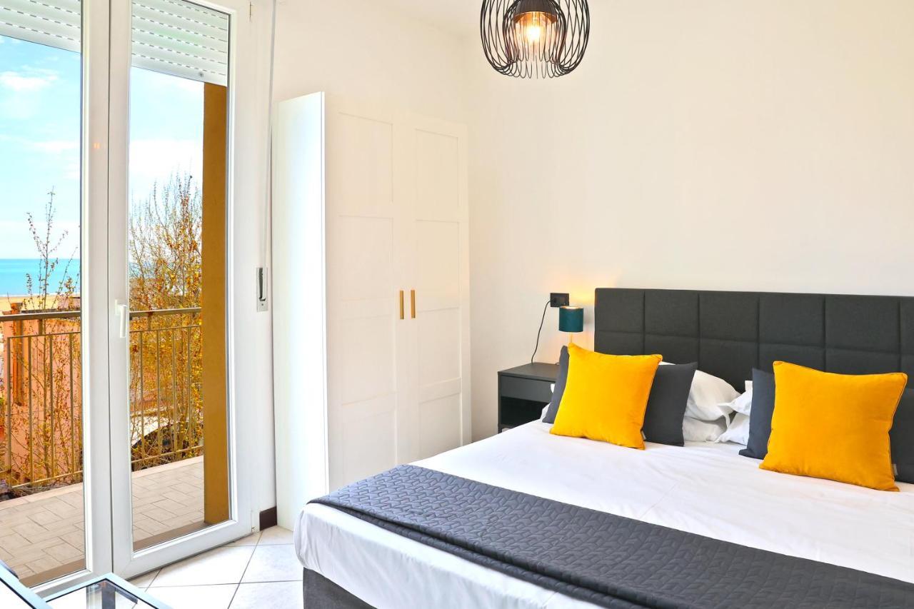 Appartamenti Leone - Vista Mare - Pet Friendly Rimini Exterior photo