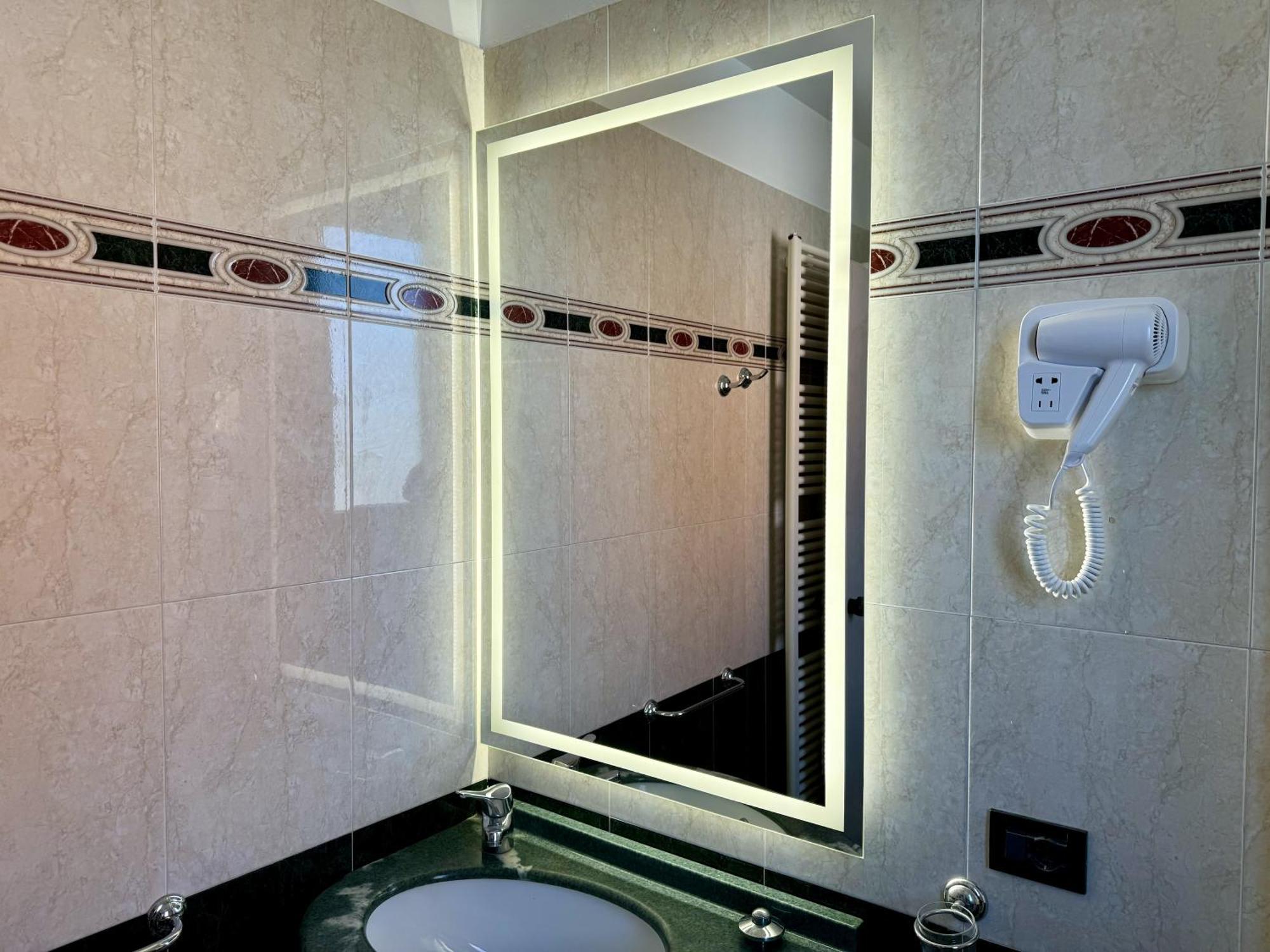 Appartamenti Leone - Vista Mare - Pet Friendly Rimini Exterior photo